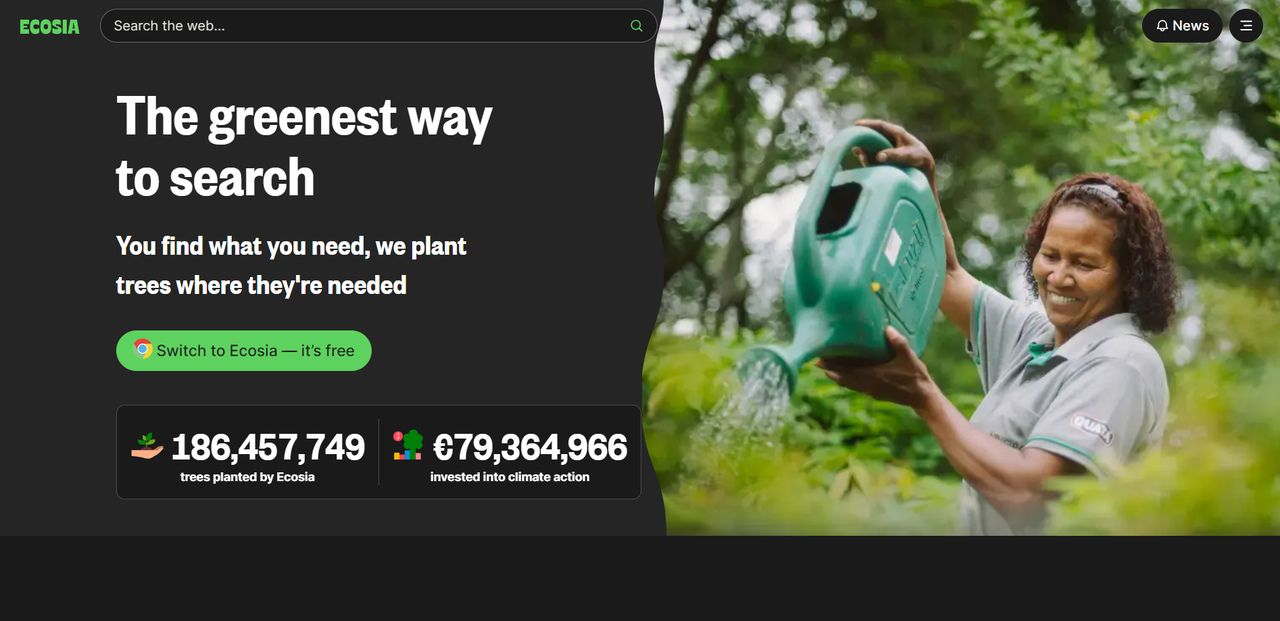 the homepage of Ecosia with dark and green background